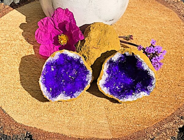 Amethist paars kleurige Geode